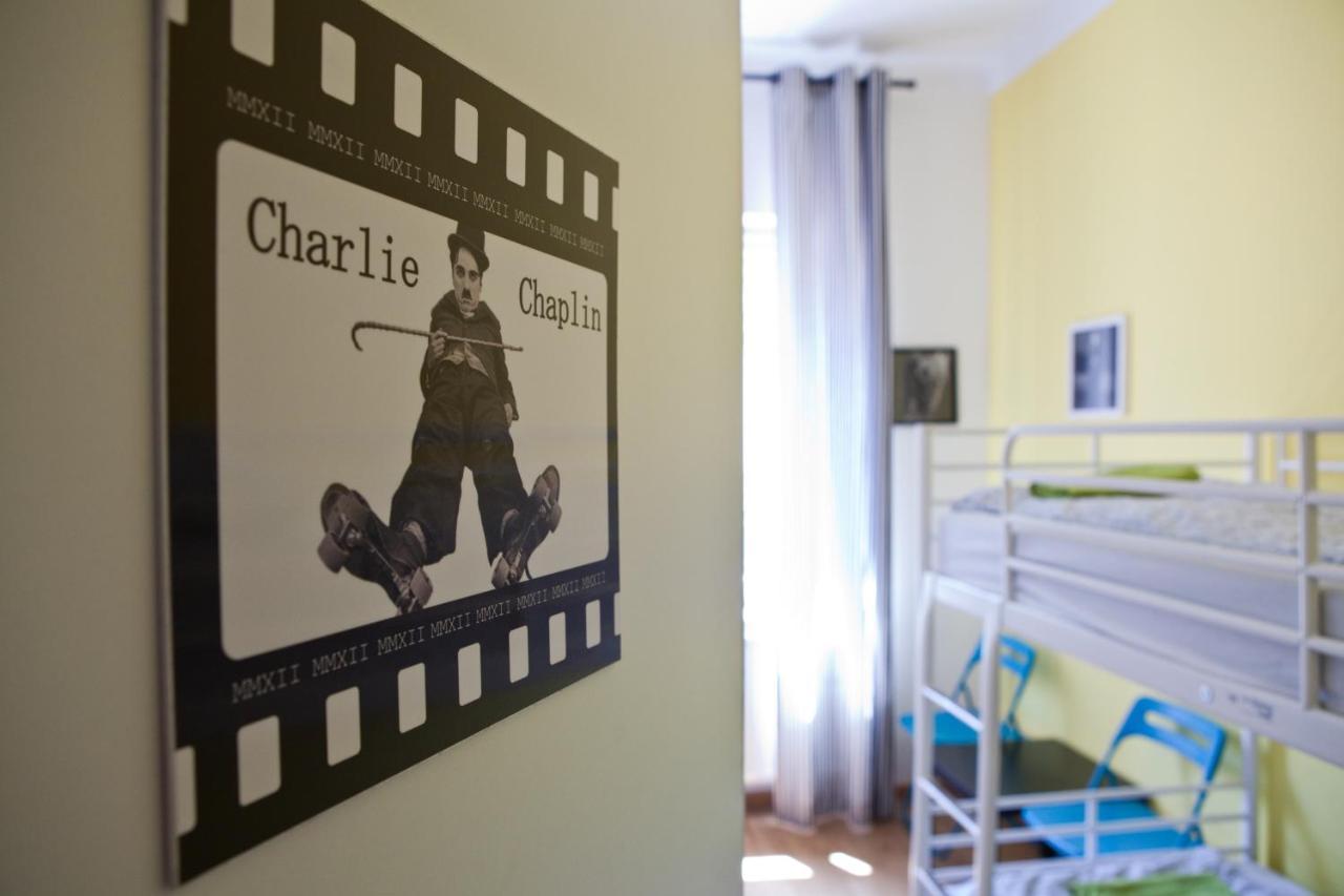 Pepe Hostel ワルシャワ エクステリア 写真
